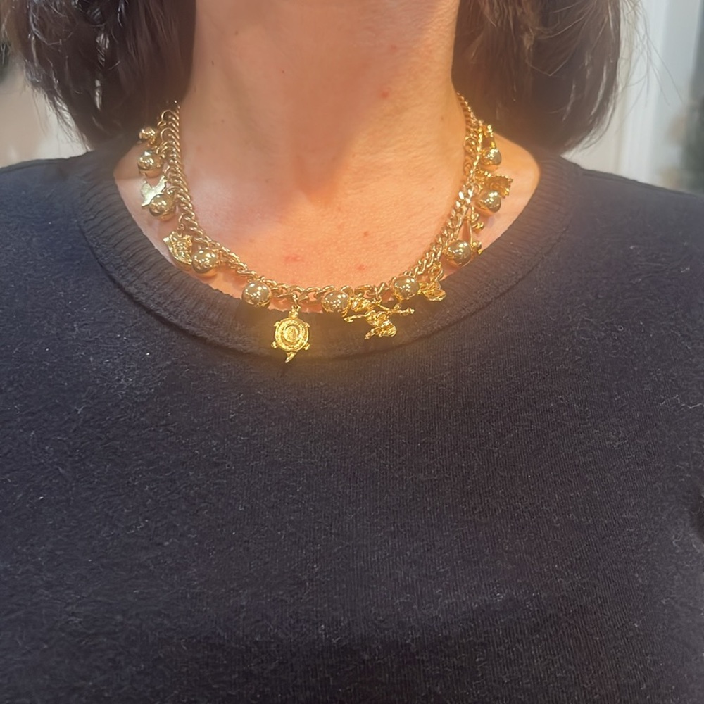 Brand new pretty necklace